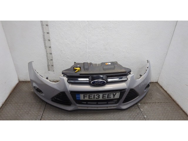 Решетка радиатора  Ford Focus 3 2011-2015          