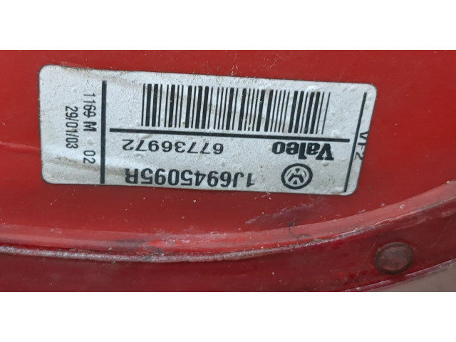 Задний фонарь          