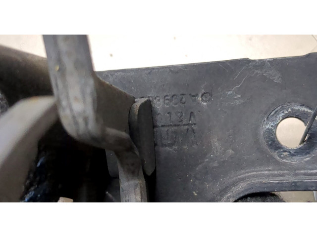 Замок капота  Mercedes CLS C219 2004-2010     