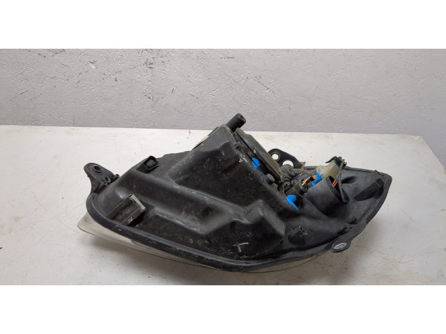 Фара передняя Skoda Fabia 2007-2014 правая