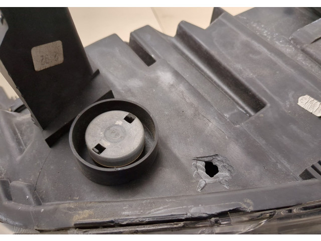 Фара передняя  Ford Kuga 2012-2016 левая 