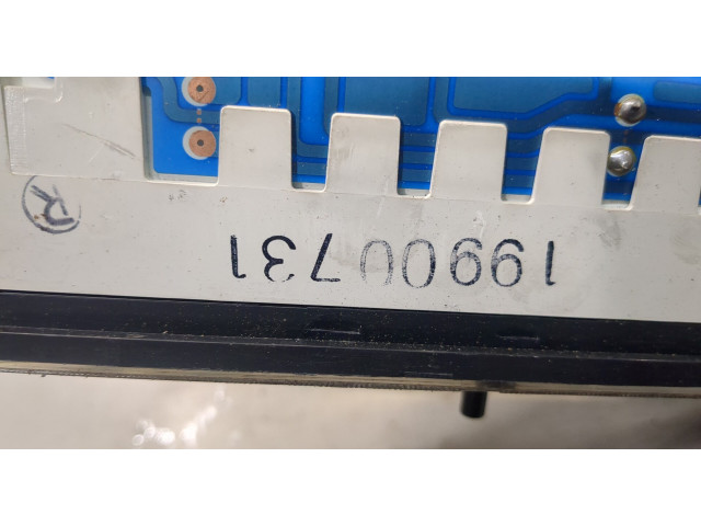 Панель приборов  Volvo 940            