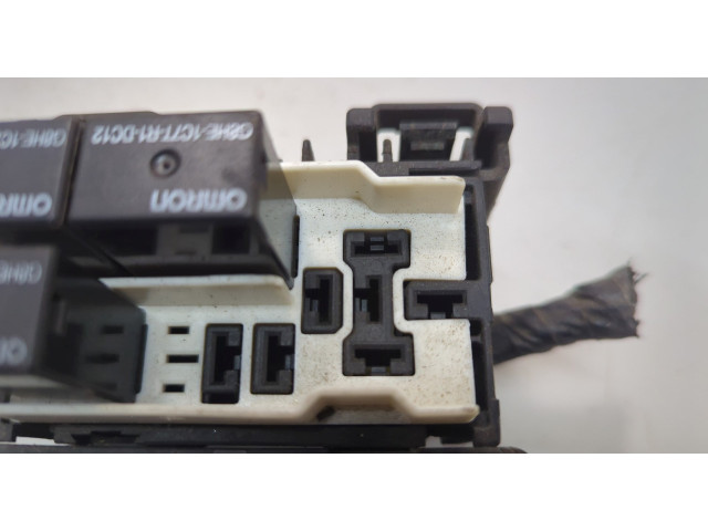 Блок предохранителей  Jeep Grand Cherokee 2010-2013      68088352AD   