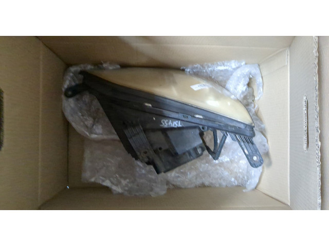 Фара передняя  Opel Antara 2006-2015 правая 