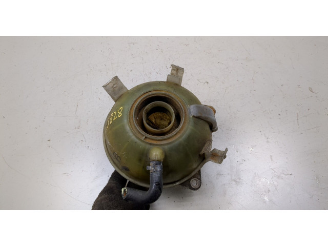 Бачок расширительный  Volkswagen Golf 5 2003-2009    