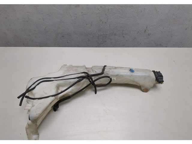 Бачок омывателя  Ford Focus 2 2008-2011 4M5113K163CF     1.6
