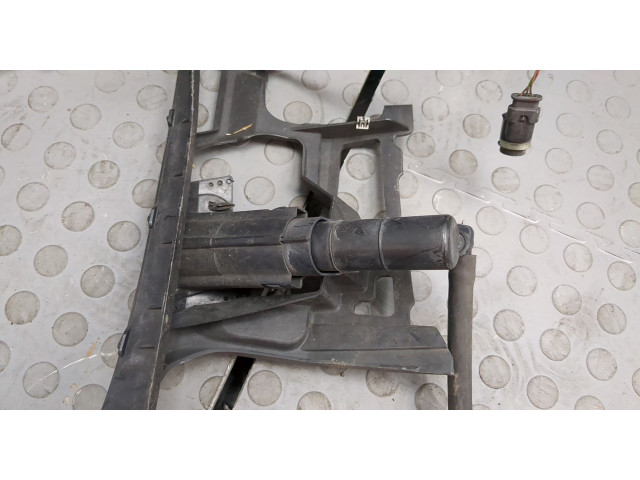 Бампер  Volkswagen Golf 6 2009-2012 передний   5K0807217BR