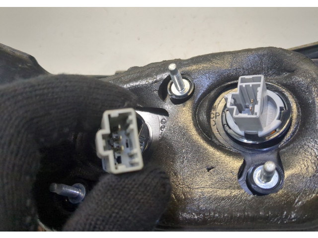 Задний фонарь Mazda 3 (BL) 2009-2013