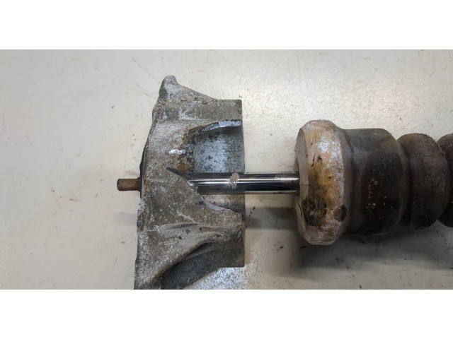 Стойка амортизатора  Volvo V50 2004-2007       дизель