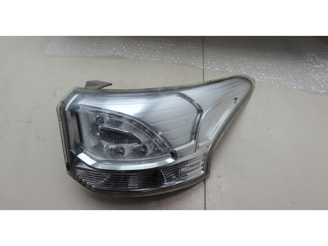 Задний фонарь