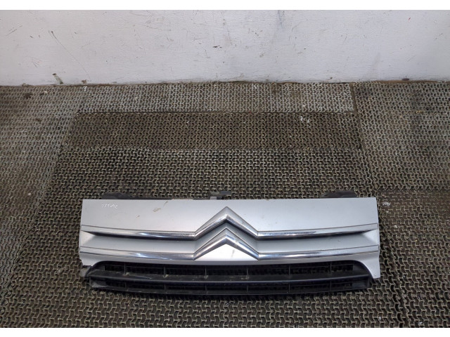 Решетка радиатора  Citroen Jumpy (Dispatch) 2007-2016           1.6 1497651077