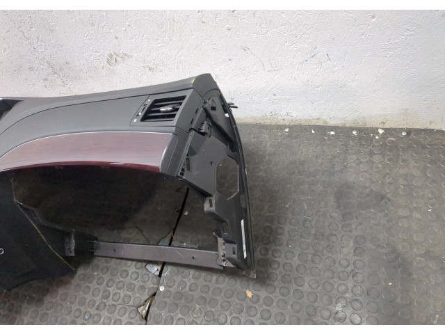 Панель приборов  Infiniti Q70 2012-2019            