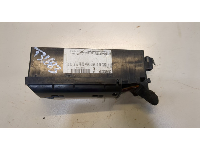 Блок предохранителей Volkswagen Caddy 2004-2010 096470238 2