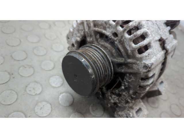 Генератор Ford Kuga 2008-2012 2099471