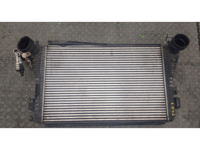 Интеркулер  Volkswagen Jetta 5 2004-2010 1.9      