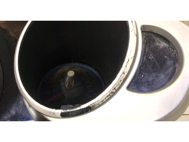 Панель приборов  Subaru Tribeca (B9) 2004-2014            