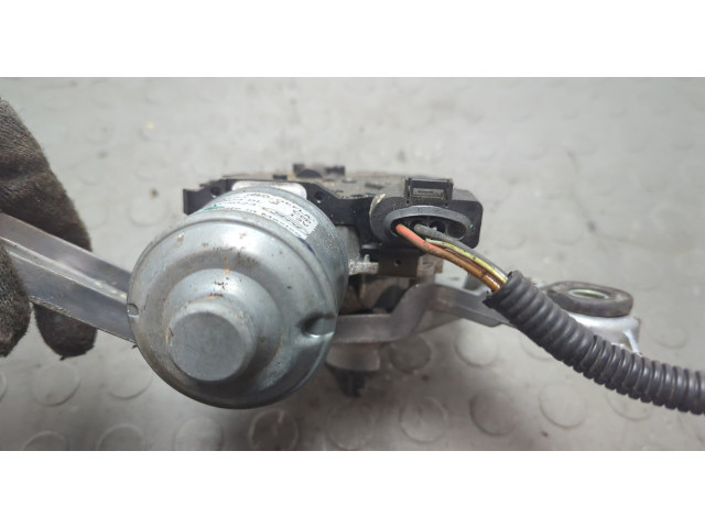 Двигатель стеклоочистителя (моторчик дворников) передний Ford Focus 3 2014-2019