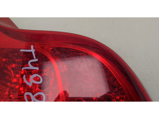 Задний фонарь