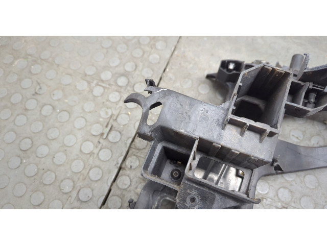 Замок капота Audi Q3 2011-2018