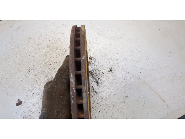 Диск тормозной  Volvo S40 / V40 1995-2004   передний         