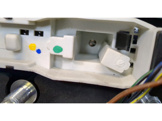 Задний фонарь          