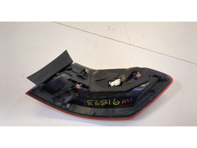 Задний фонарь