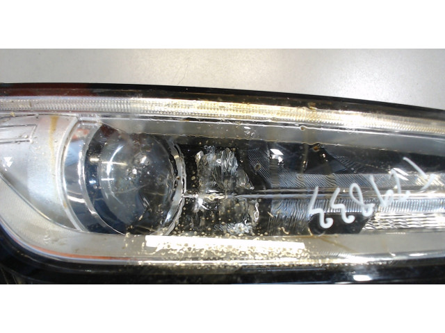 Фара передняя Audi TT 2014-2019 правая