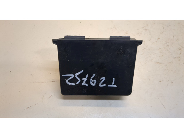 Блок комфорта Citroen C4 Cactus 9811039380