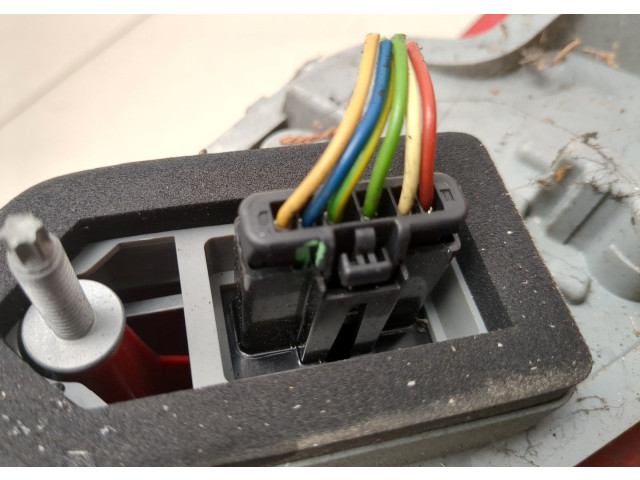 Задний фонарь          