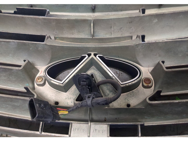 Решетка радиатора Infiniti EX35