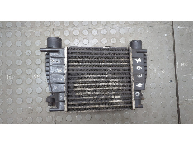 Интеркулер  Nissan Juke 2010-2019   14461EM00A    