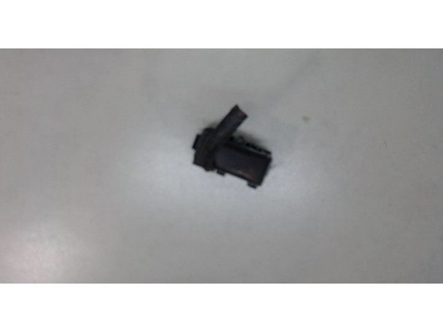 Блок реле  Lexus LS460 2006-2012      8266250300    4.6