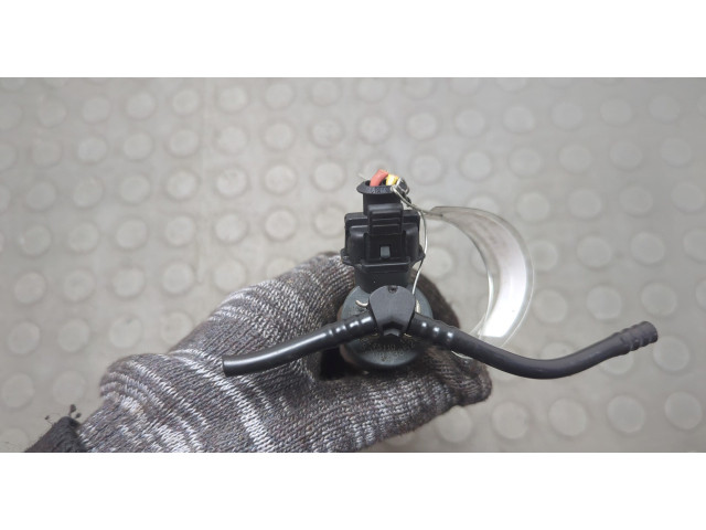 Форсунка топливная  Volvo S40 / V40 1995-2004    0445110146     