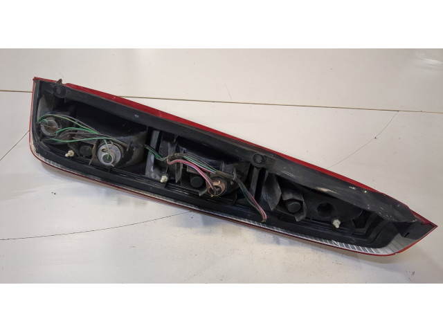 Задний фонарь Nissan X-Trail (T30) 2001-2006