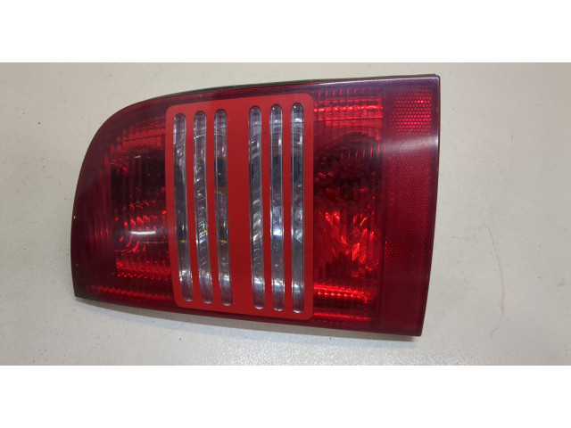 Задний фонарь          