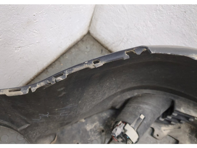 Решетка радиатора  Subaru Tribeca (B9) 2004-2014          91121XA23A