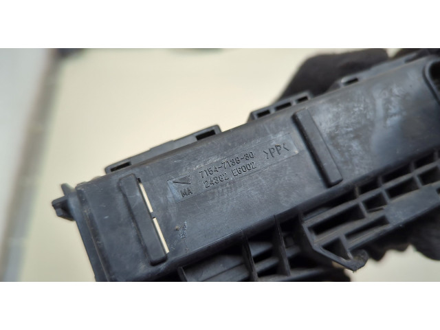 Блок предохранителей Nissan Pathfinder 2012-2020 24382EG002