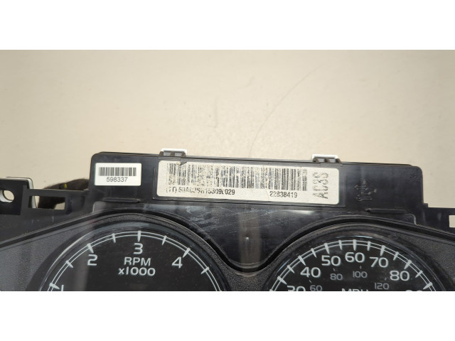 Панель приборов  Chevrolet Tahoe 2006-2014       28330571     