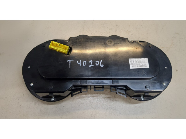 Панель приборов  Peugeot 5008 2009-2016           1.6  Дизель