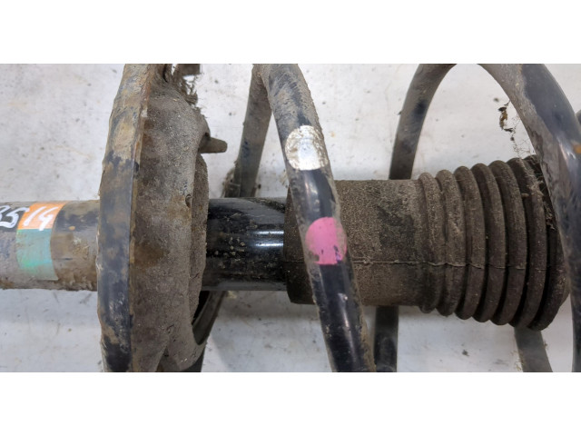 Стойка амортизатора  Dacia Sandero 2013-2020      