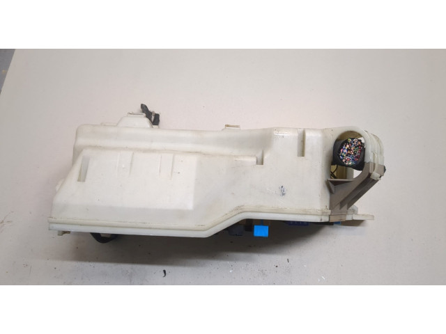 Блок предохранителей Mazda RX-8 2003-2012