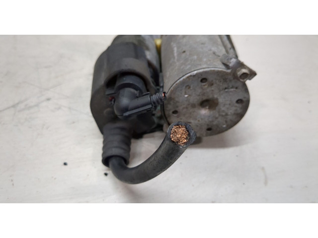 Стартер  Volkswagen Golf 5 2003-2009 1.4     