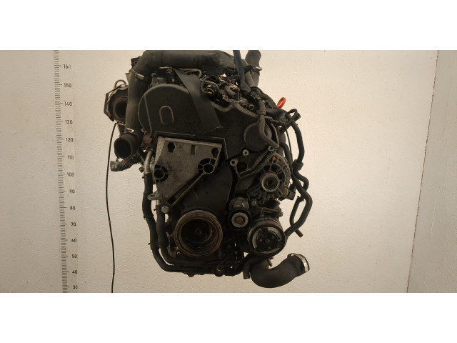 Форсунка топливная Skoda Rapid 2012-2020 03L130277S