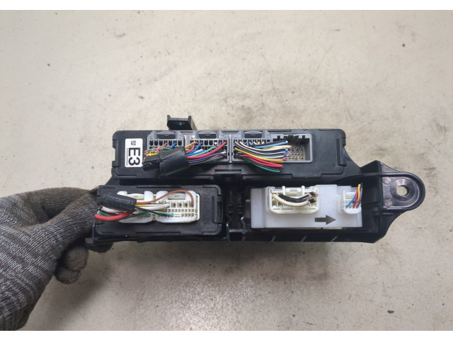 Блок комфорта Lexus CT 2010-2014 8968176030, 2830000480