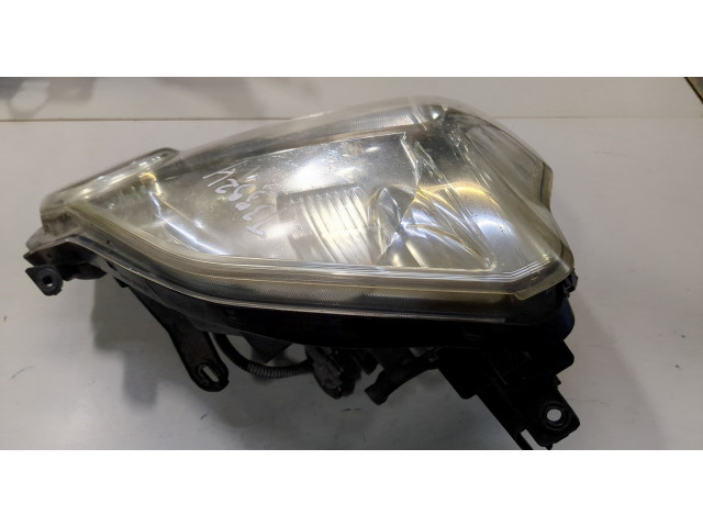 Фара передняя Nissan X-Trail (T31) 2007-2015 правая