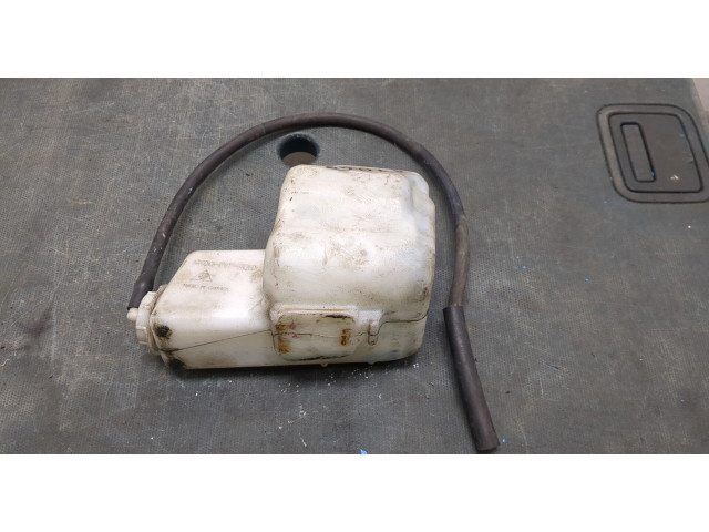 Бачок омывателя  Honda Pilot 2002-2008 19100PVFA010   