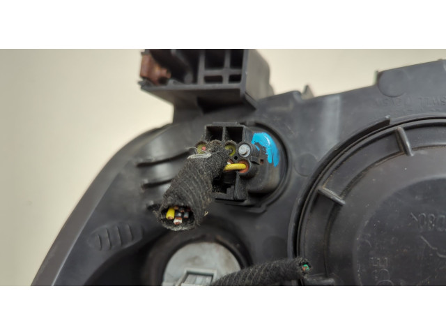 Фара передняя  Chevrolet Aveo (T300) 2011-2015 правая 