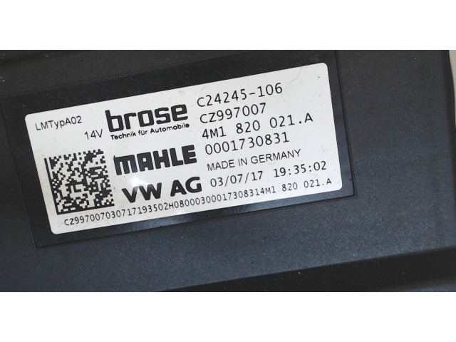 Моторчик печки Audi A5 2016-2020 4M1820021 4M1820021