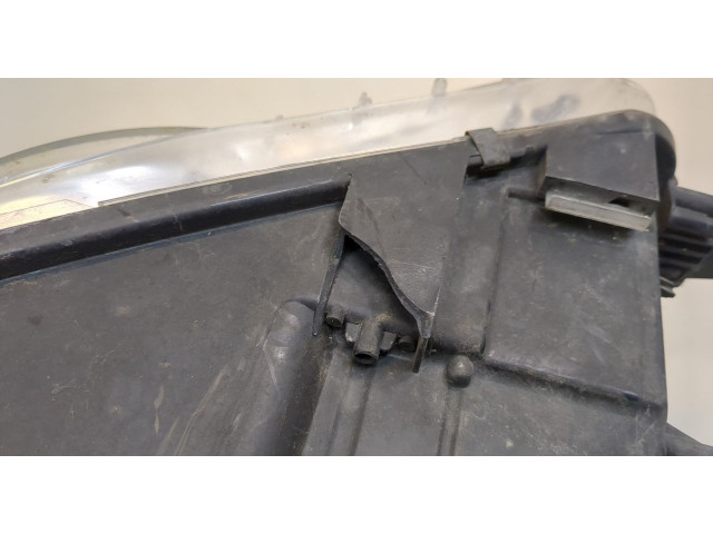 Фара передняя  Volkswagen Passat CC 2008-2012 правая 