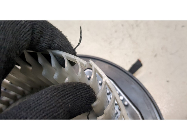 Моторчик печки  Volkswagen Atlas 2017-2020        